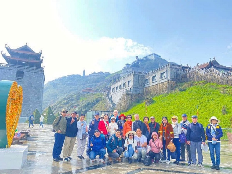 The sinh tourist có uy tín không? đặt ngay chuyến đi của bạn với dulichsinhcafetravel